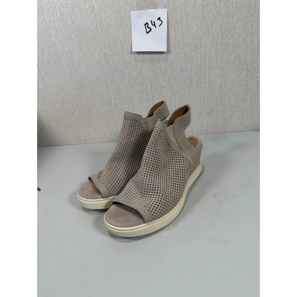 Sofft Sandals Womens 7.5M Basima Perforated Wedge Slingback‎ SF0026998